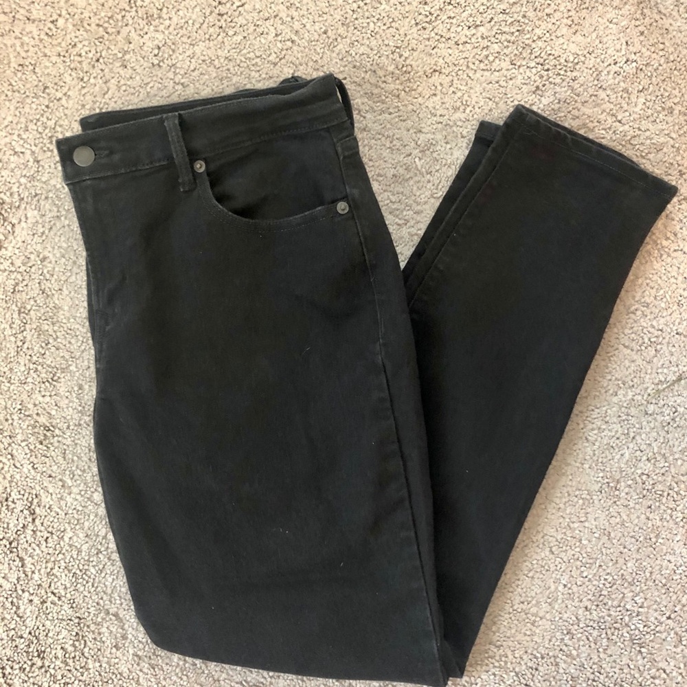 Old Navy Curvy Black Skinny Jeans